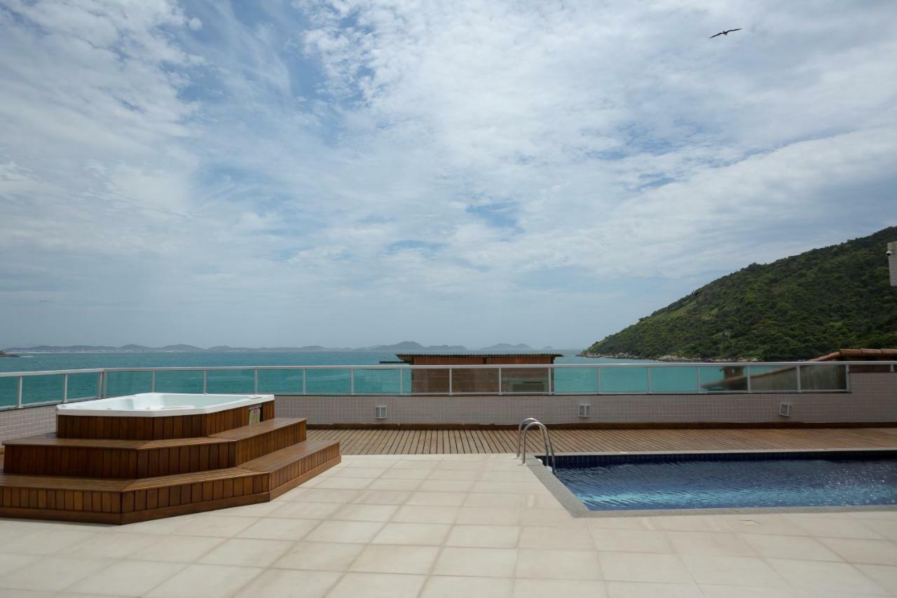 Apartamento com Vista do Mar